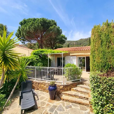 Le Lavandou Pramousquier Entiere Acces Direct Et Piscine Collective Ouverte Du 1er Mai Au 30 Septembre Clim Wifi Villa *